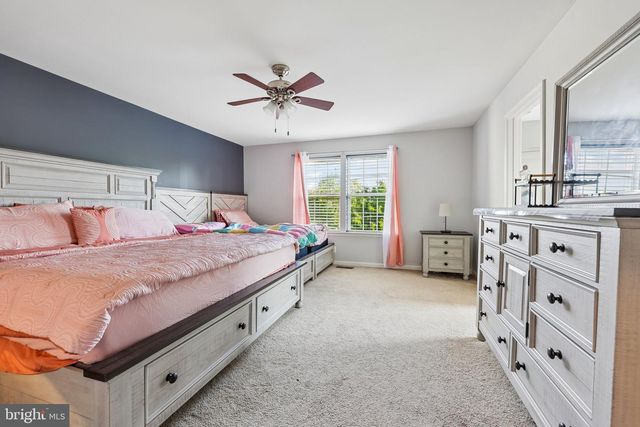 5554 BARNES LN, Woodbridge, VA 22193