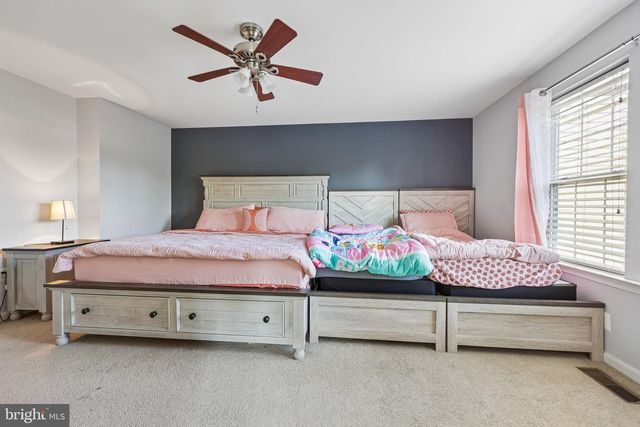 5554 BARNES LN, Woodbridge, VA 22193