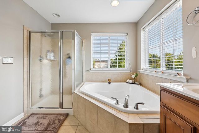 5554 BARNES LN, Woodbridge, VA 22193