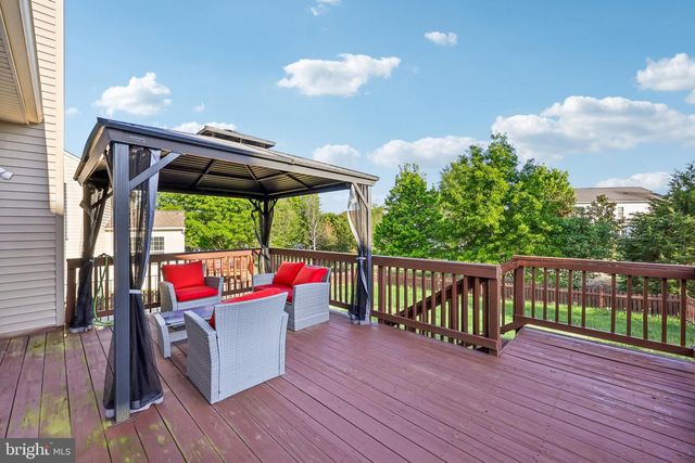 5554 BARNES LN, Woodbridge, VA 22193