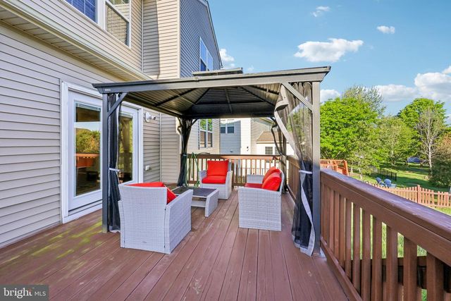 5554 BARNES LN, Woodbridge, VA 22193