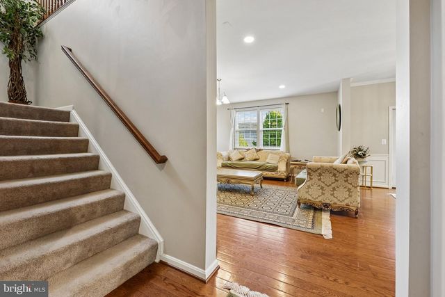 5554 BARNES LN, Woodbridge, VA 22193