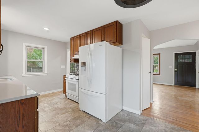 6114 Dupont Avenue N, Brooklyn Center, MN 55430