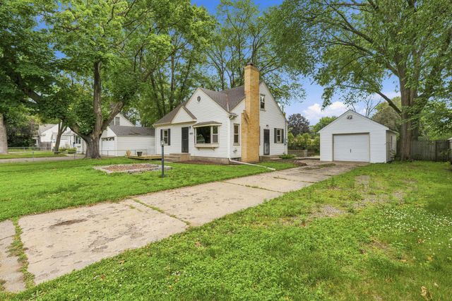 6114 Dupont Avenue N, Brooklyn Center, MN 55430