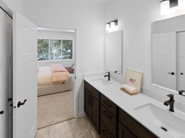 7739 Adler Trail, Inver Grove Heights, MN 55077