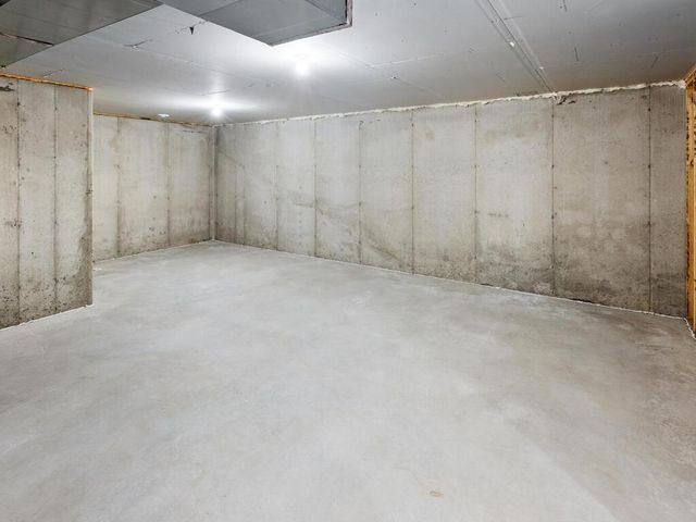 7739 Adler Trail, Inver Grove Heights, MN 55077