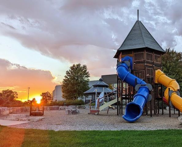 7739 Adler Trail, Inver Grove Heights, MN 55077