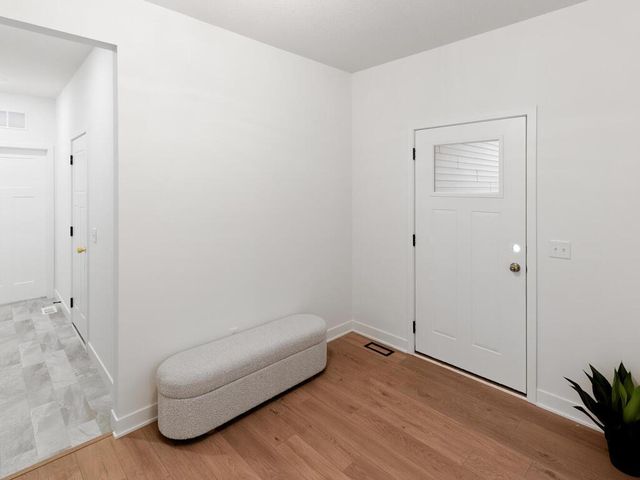 7739 Adler Trail, Inver Grove Heights, MN 55077