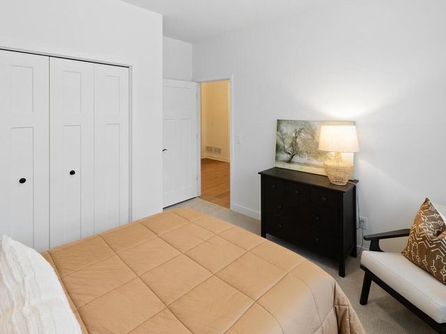 7739 Adler Trail, Inver Grove Heights, MN 55077