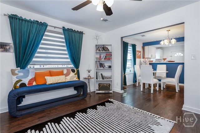 7 Fluke Street, Savannah, GA 31405