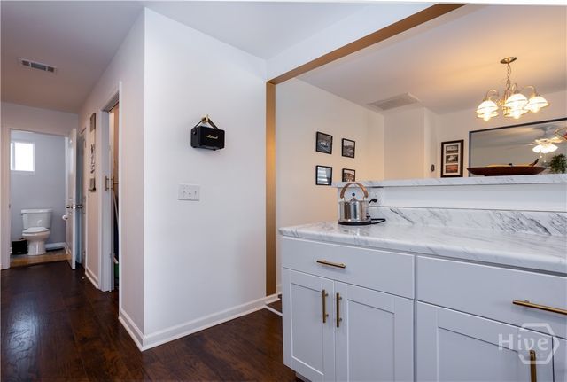 7 Fluke Street, Savannah, GA 31405