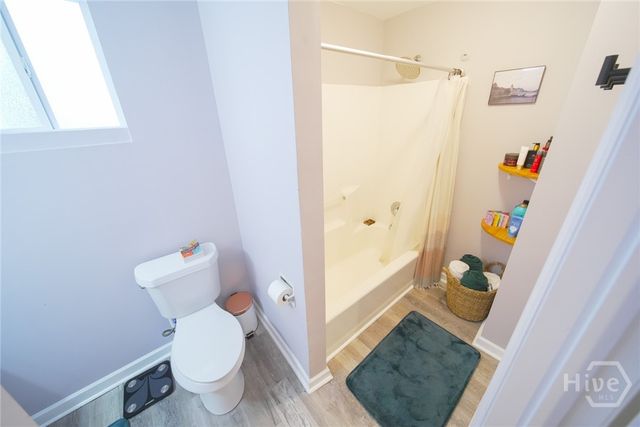 7 Fluke Street, Savannah, GA 31405