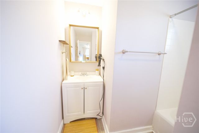 7 Fluke Street, Savannah, GA 31405