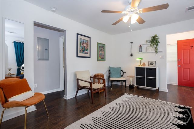 7 Fluke Street, Savannah, GA 31405