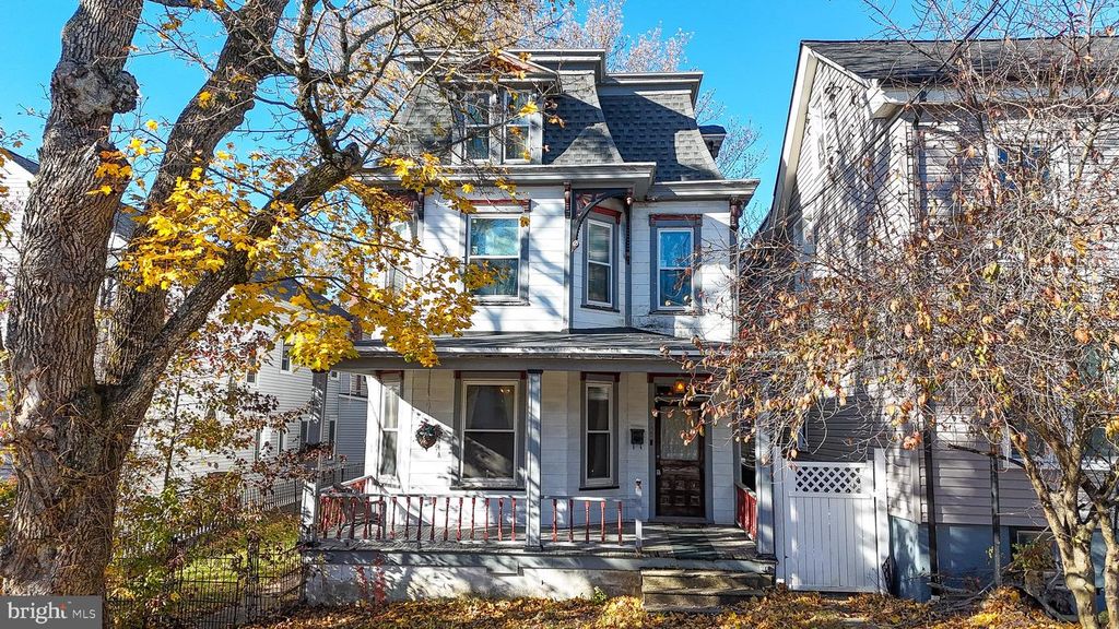 206 N LEHIGH ST, Tamaqua, PA 18252