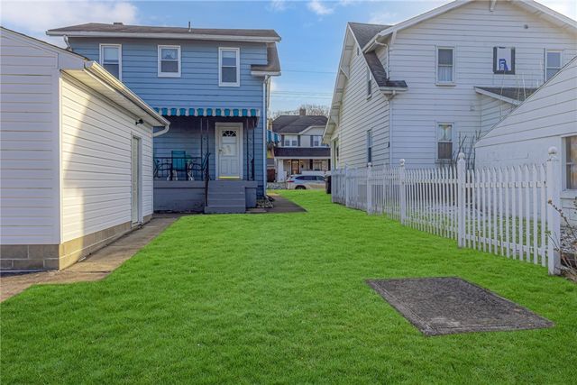 2014 Mclean St, Aliquippa, PA 15001