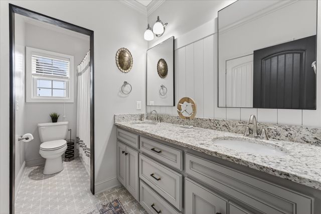 4387 Memory Ln, Adams, TN 37010