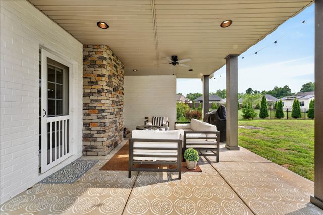 4387 Memory Ln, Adams, TN 37010