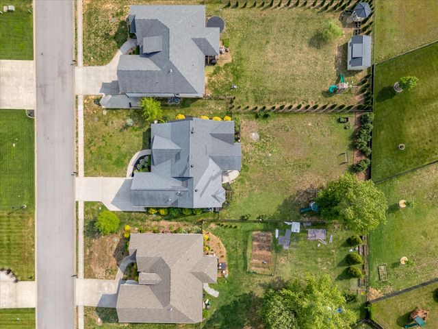 4387 Memory Ln, Adams, TN 37010