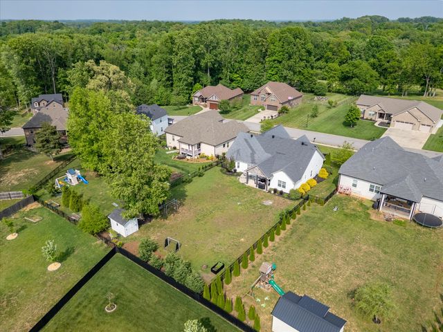 4387 Memory Ln, Adams, TN 37010
