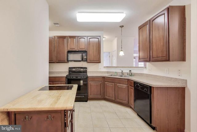 13501 BELLE CHASSE #215, Laurel, MD 20707