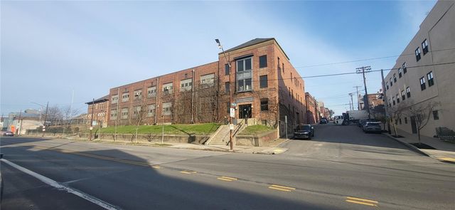 4017 Liberty Ave, Bloomfield, PA 15224