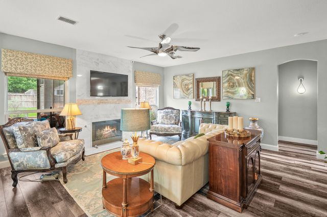 2735 Creek Crossing Drive, Mckinney, TX 75072