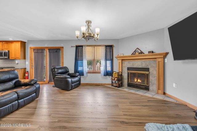 8 West Avenue, Old Bridge, NJ 08857