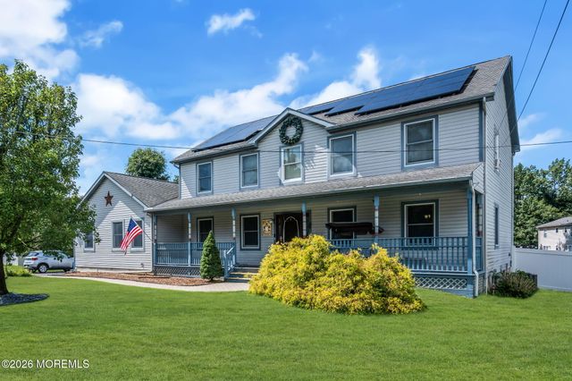 8 West Avenue, Old Bridge, NJ 08857