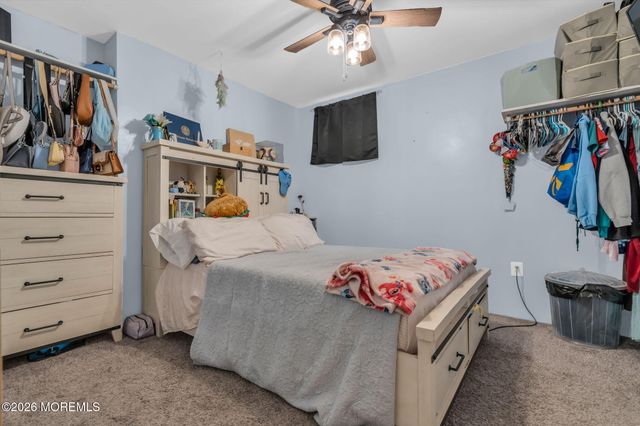 8 West Avenue, Old Bridge, NJ 08857