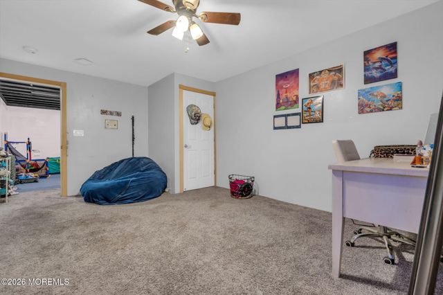 8 West Avenue, Old Bridge, NJ 08857