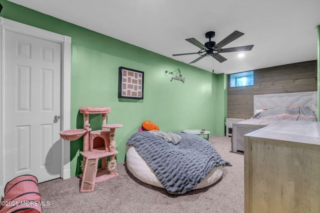 8 West Avenue, Old Bridge, NJ 08857