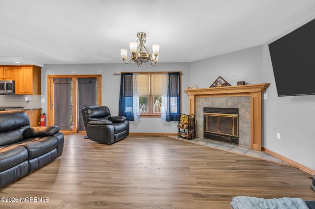 8 West Avenue, Old Bridge, NJ 08857
