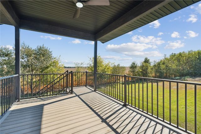 810 Crestview Drive, Solon, IA 52333