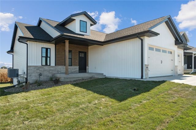 810 Crestview Drive, Solon, IA 52333