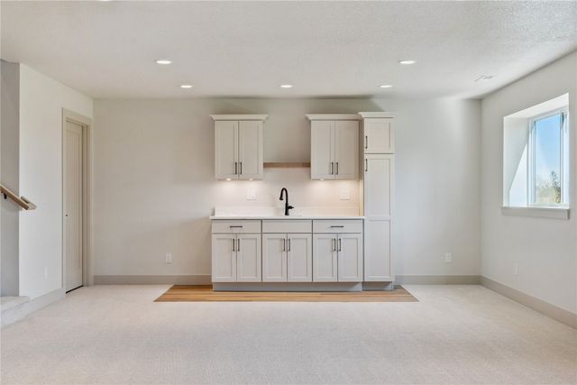 810 Crestview Drive, Solon, IA 52333