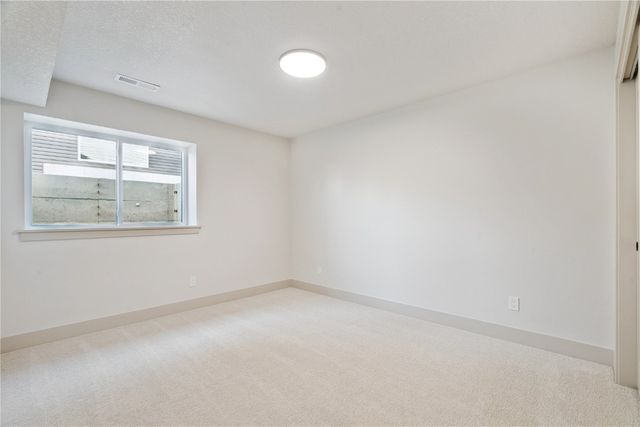 810 Crestview Drive, Solon, IA 52333