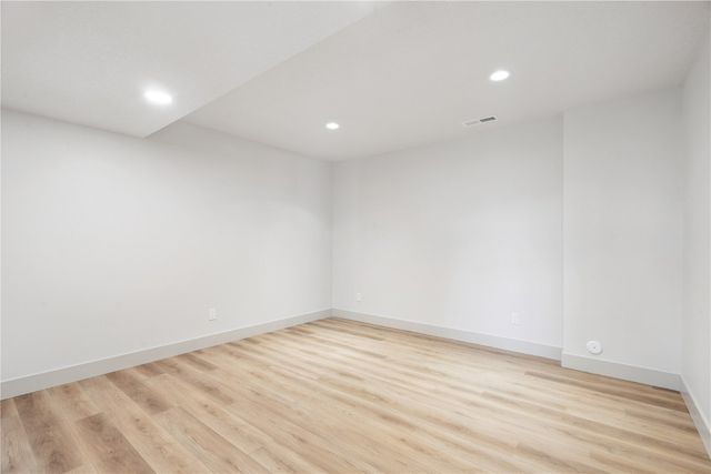 810 Crestview Drive, Solon, IA 52333