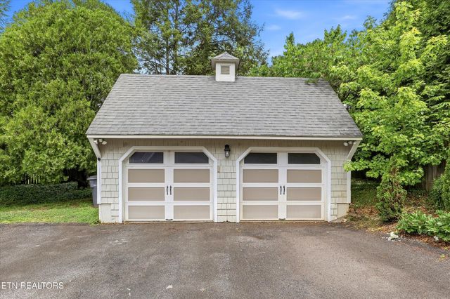 4061 Sequoyah Ave, Knoxville, TN 37919