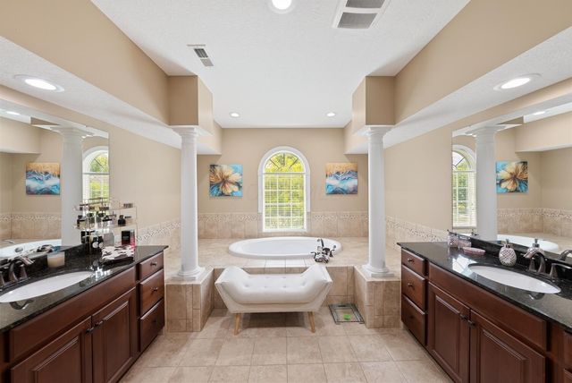 6139 Acadia Court, Galena, OH 43021