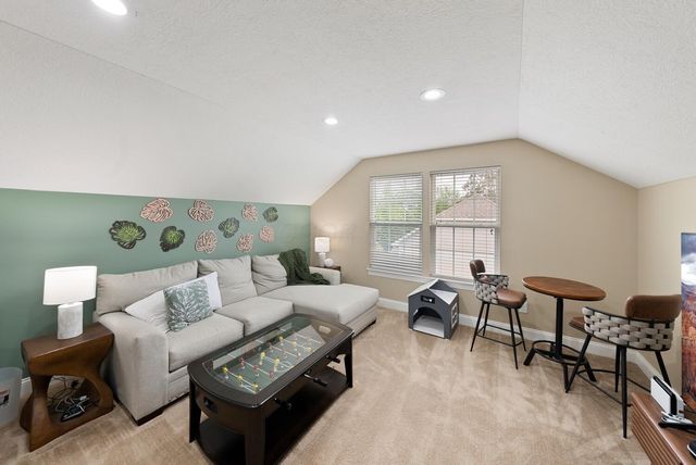 6139 Acadia Court, Galena, OH 43021
