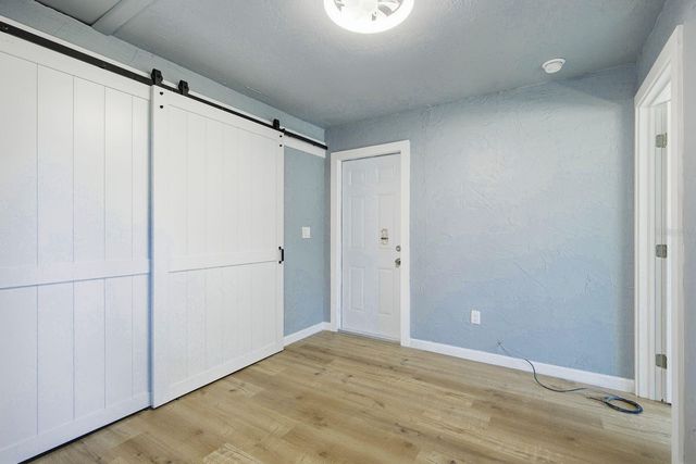 8143 OVERLOOK PLACE NE, St Petersburg, FL 33702