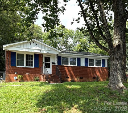4410 Brooktree Drive, Charlotte, NC 28208
