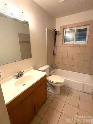 4410 Brooktree Drive, Charlotte, NC 28208