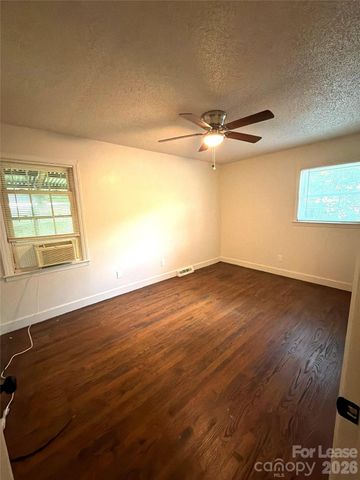 4410 Brooktree Drive, Charlotte, NC 28208