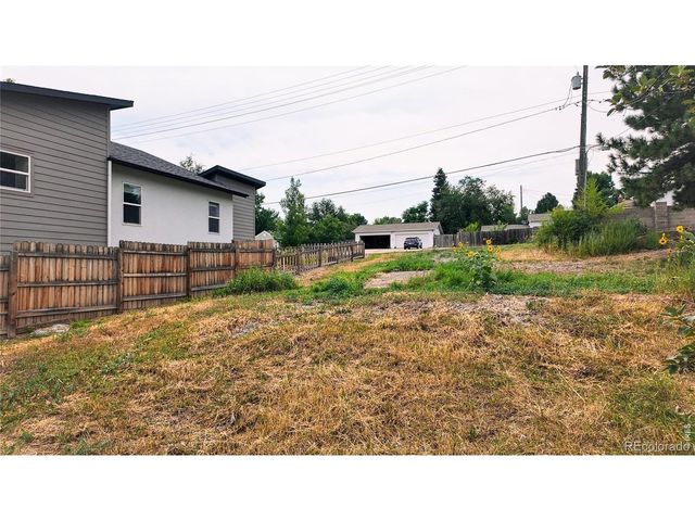 7051 W 20th Ave, Lakewood, CO 80214