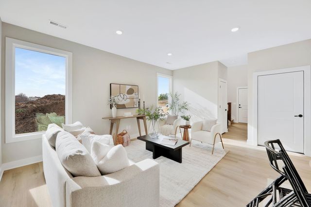 1740 S Goebel St, Wichita, KS 67207