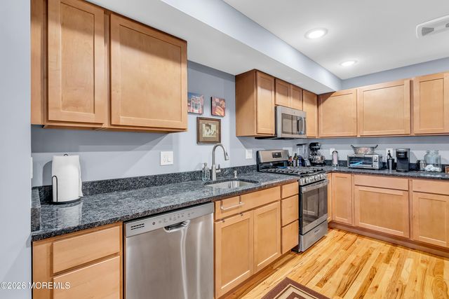 48 First Avenue 302, Atlantic Highlands, NJ 07716