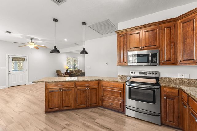 921 Luther Carter, Petal, MS 39465