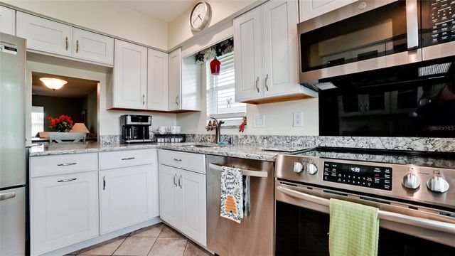 3305 NOTRE DAME PLACE, Bradenton, FL 34207
